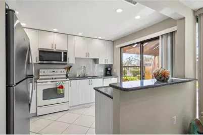 5257 Myrtle Wood #29, Sarasota, FL 34235 - Photo 5