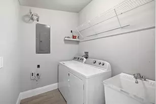 4112 Vallarta Ct, Sarasota, FL 34233 - Photo 13