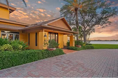 1136 N Lake Shore Drive, Sarasota, FL 34231 - Photo 11