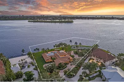 1136 N Lake Shore Drive, Sarasota, FL 34231 - Photo 1