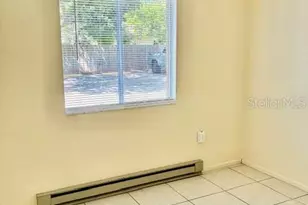 211 Airport Ave W, Venice, FL 34285 - Photo 13