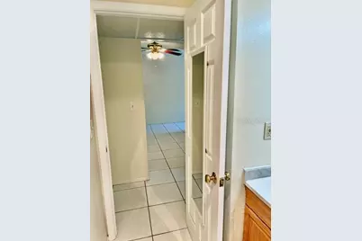 211 Airport Avenue W #111, Venice, FL 34285 - Photo 9