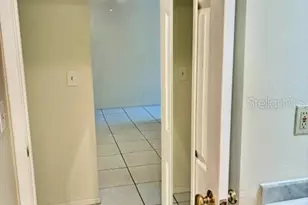211 Airport Ave W, Venice, FL 34285 - Photo 9