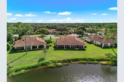 7306 Golf Pointe Circle, Sarasota, FL 34243 - Photo 55