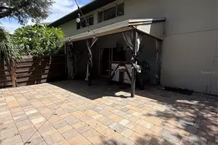6814 Whitman Pl, Sarasota, FL 34243 - Photo 21
