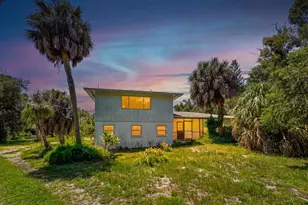 411 Bristol Ln, Nokomis, FL 34275 - Photo 7