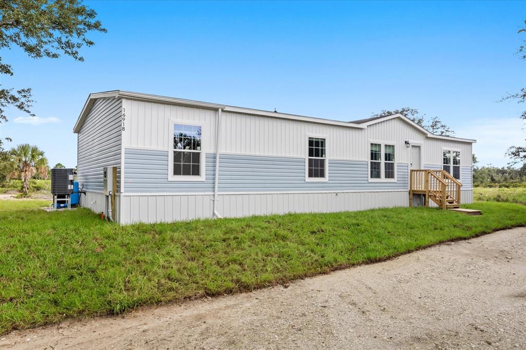 16918 NW 264th St - 16918 NW 264th St, Okeechobee, FL 34972 Luxury Property | Jose Angel Pina