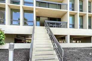 1055 Gulf of Mexico Dr, Longboat Key, FL 34228 - Photo 35