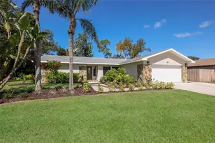 108 70th St NW, Bradenton, FL 34209 - Photo 3