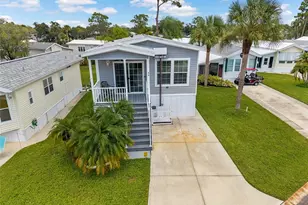 44 Crown Point Dr, Nokomis, FL 34275 - Photo 3