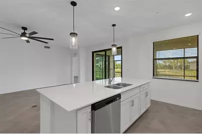 5624 Summit Pointe Circle #104, Bradenton, FL 34210 - Photo 3
