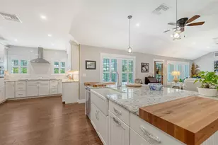3606 Palonia Ct, Sarasota, FL 34239 - Photo 5