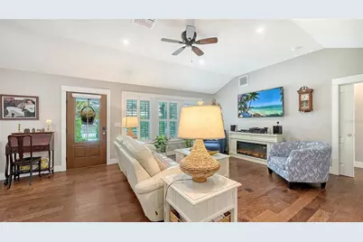 3606 Palonia Court, Sarasota, FL 34239 - Photo 9