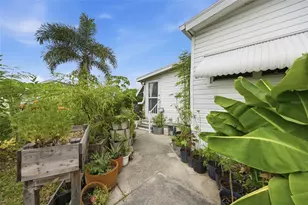 2215 73rd Street E, Palmetto, FL 34221 - Photo 7