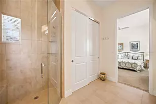 435 Nokomis Ave S, Venice, FL 34285 - Photo 31