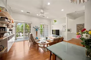 435 Nokomis Ave S, Venice, FL 34285 - Photo 3