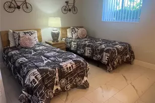995 La Guna Dr, Venice, FL 34285 - Photo 23
