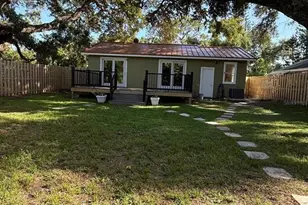 1277 17th St, Sarasota, FL 34234 - Photo 27