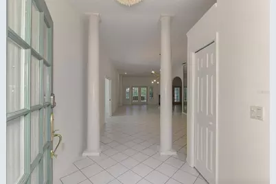 4468 Ascot Circle N, Sarasota, FL 34235 - Photo 11