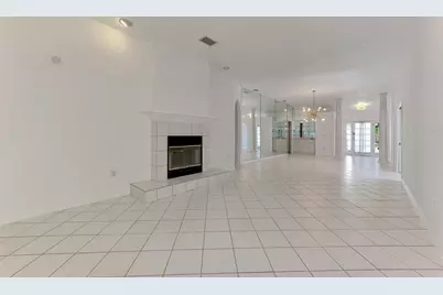 4468 Ascot Circle N, Sarasota, FL 34235 - Photo 21