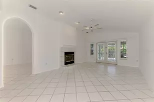 4468 Ascot Cir N, Sarasota, FL 34235 - Photo 23