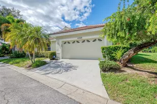 4468 Ascot Cir N, Sarasota, FL 34235 - Photo 9