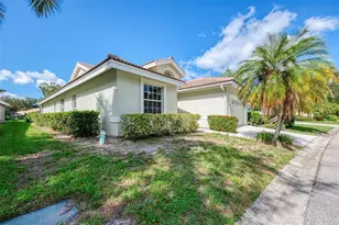 4468 Ascot Cir N, Sarasota, FL 34235 - Photo 7