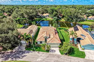 4468 Ascot Cir N, Sarasota, FL 34235 - Photo 5