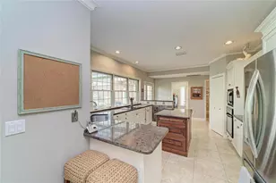 3706 Avenida Madera, Bradenton, FL 34210 - Photo 3