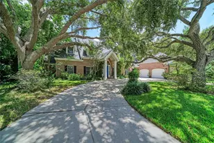 3706 Avenida Madera, Bradenton, FL 34210 - Photo 1