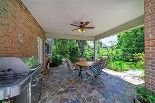3706 Avenida Madera, Bradenton, FL 34210 - Photo 5