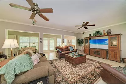 3706 Avenida Madera, Bradenton, FL 34210 - Photo 15