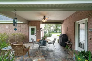 3706 Avenida Madera, Bradenton, FL 34210 - Photo 9