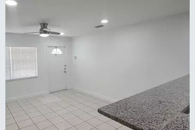 1108 59th Avenue Drive W, Bradenton, FL 34207 - Photo 3