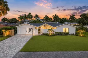 1761 Sandalwood Dr, Sarasota, FL 34231 - Photo 5