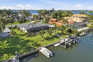 1761 Sandalwood Dr, Sarasota, FL 34231 - Photo 61