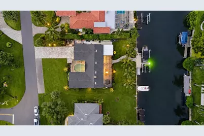 1761 Sandalwood Drive, Sarasota, FL 34231 - Photo 21