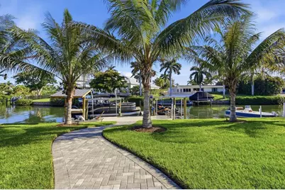 1761 Sandalwood Drive, Sarasota, FL 34231 - Photo 53