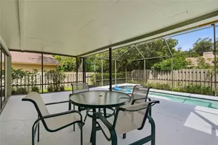 735 Forestview Dr, Sarasota, FL 34232 - Photo 59