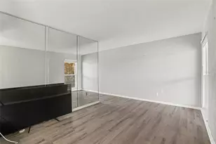 6100 12th Street S, Saint Petersburg, FL 33705 - Photo 7