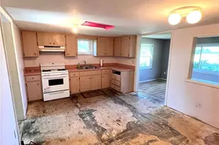 6586 NE Moore Ave, Arcadia, FL 34266 - Photo 13