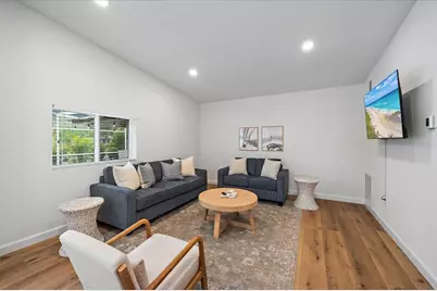 217 46th Street W, Bradenton, FL 34209 - Photo 5