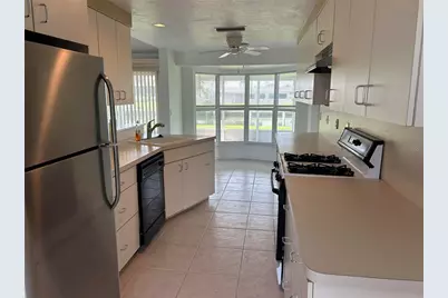 4411 Sailfish Lane, Palmetto, FL 34221 - Photo 5