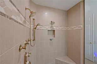 11515 Savannah Lakes Dr, Parrish, FL 34219 - Photo 29