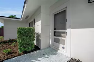 2769 Wisteria Pl, Sarasota, FL 34239 - Photo 5