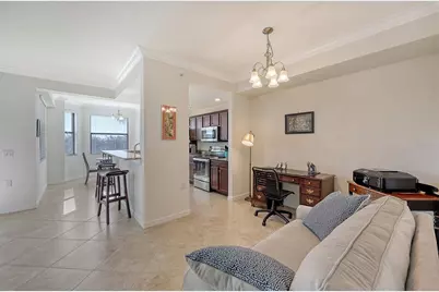 16814 Vardon Terrace #303, Bradenton, FL 34211 - Photo 5