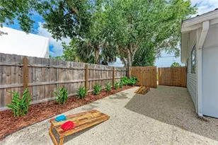 2304 Bahia Vista St, Sarasota, FL 34239 - Photo 21