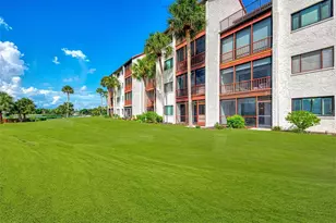 1608 Stickney Point Rd, Sarasota, FL 34231 - Photo 45