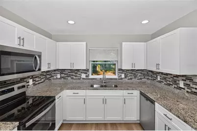 5131 Aragon Way S, Saint Petersburg, FL 33705 - Photo 11