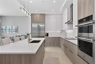 301 Quay Commons, Sarasota, FL 34236 - Photo 17